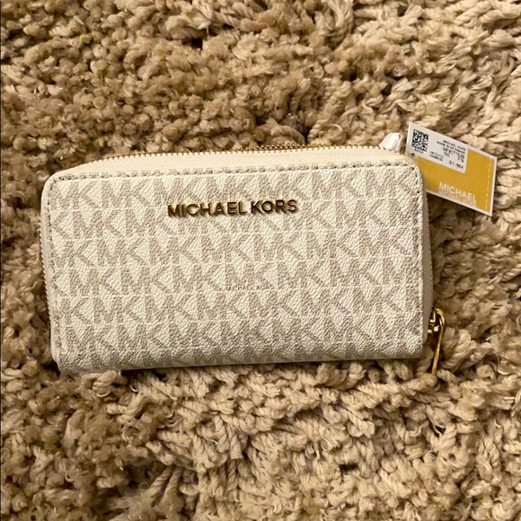 Michael Kors wallet - Picture 1 of 5